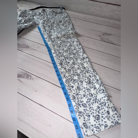 Jordache Skinny Jeans - Blue Floral Print - Size 4 Office Church Casual School - Picture 6 of 9